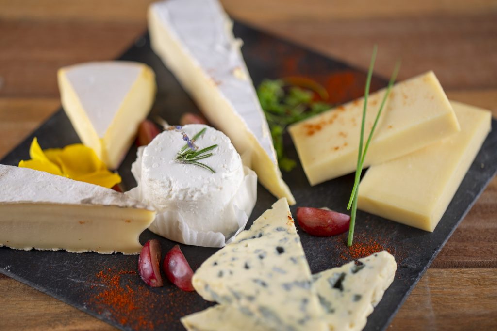 LOT DE 4 FROMAGES - MAI